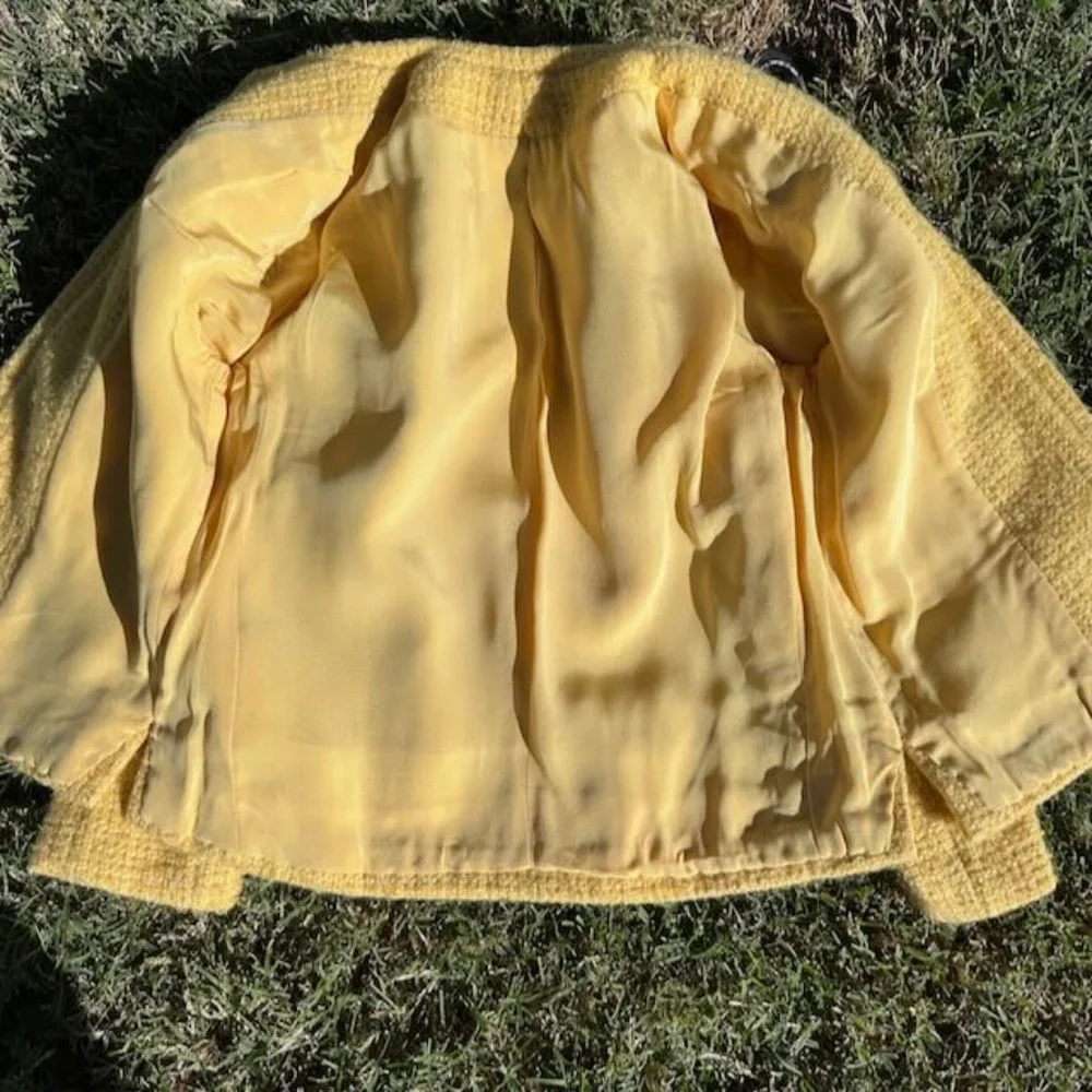 VINTAGE Lemon Suit - Picture 10 of 12